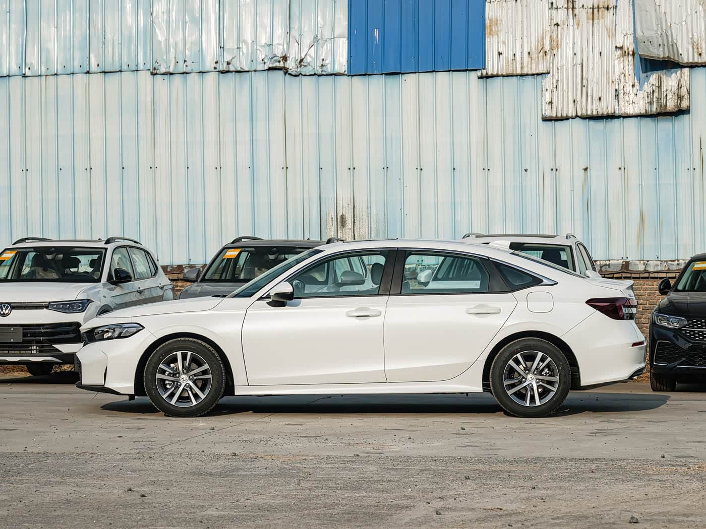 HONDA CIVIC — фото 3