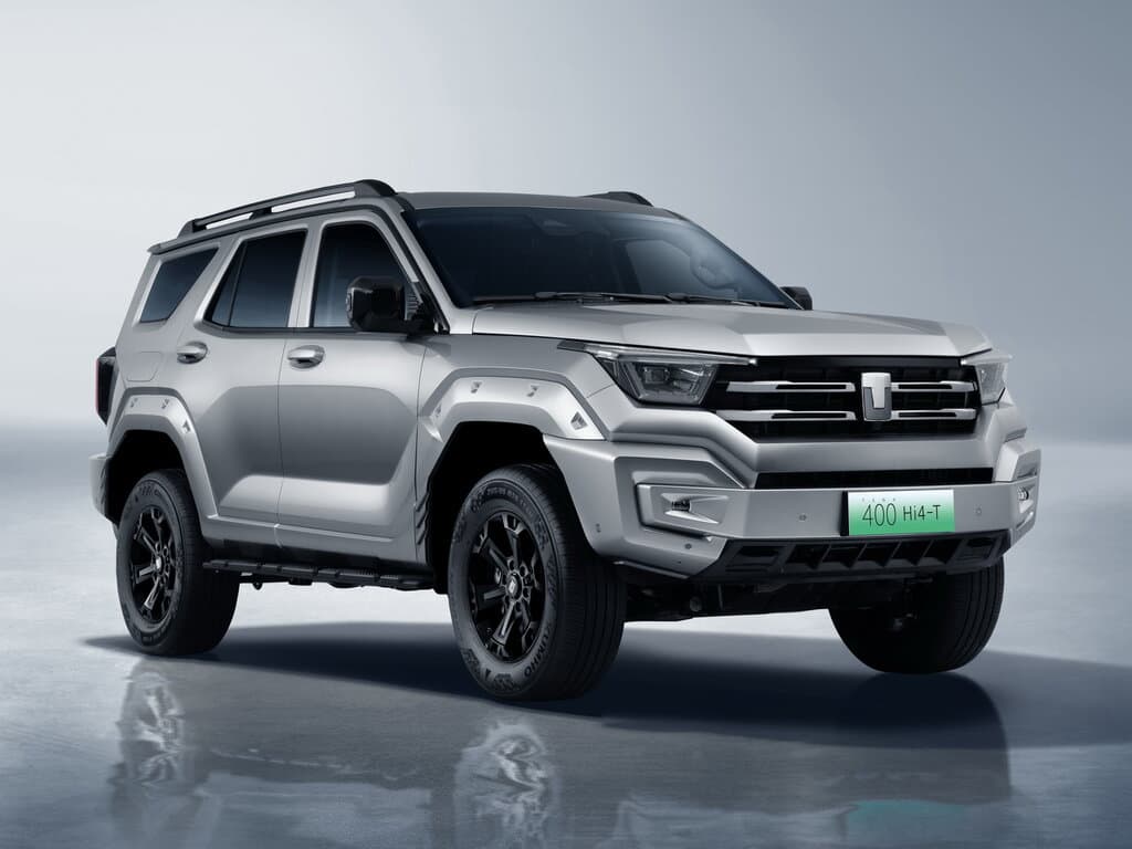TANK 400 HYBRID 2.0