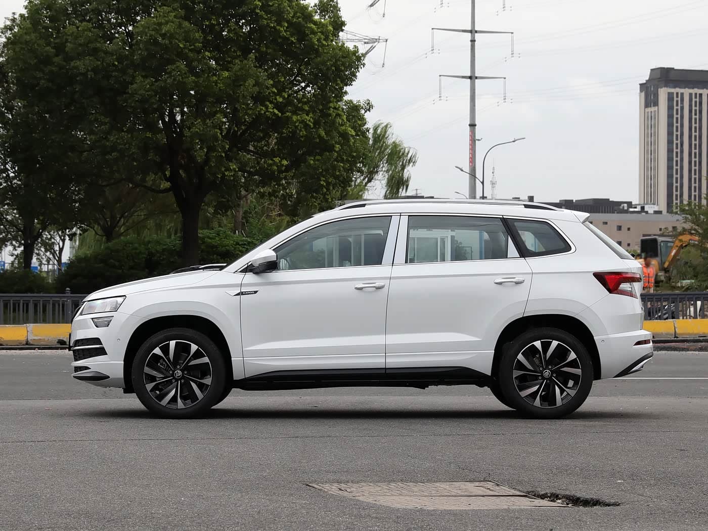 SKODA KAROQ — фото 3