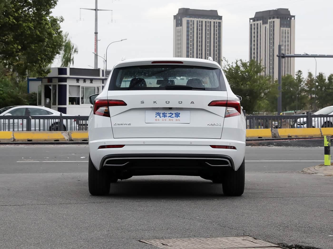 SKODA KAROQ — фото 4