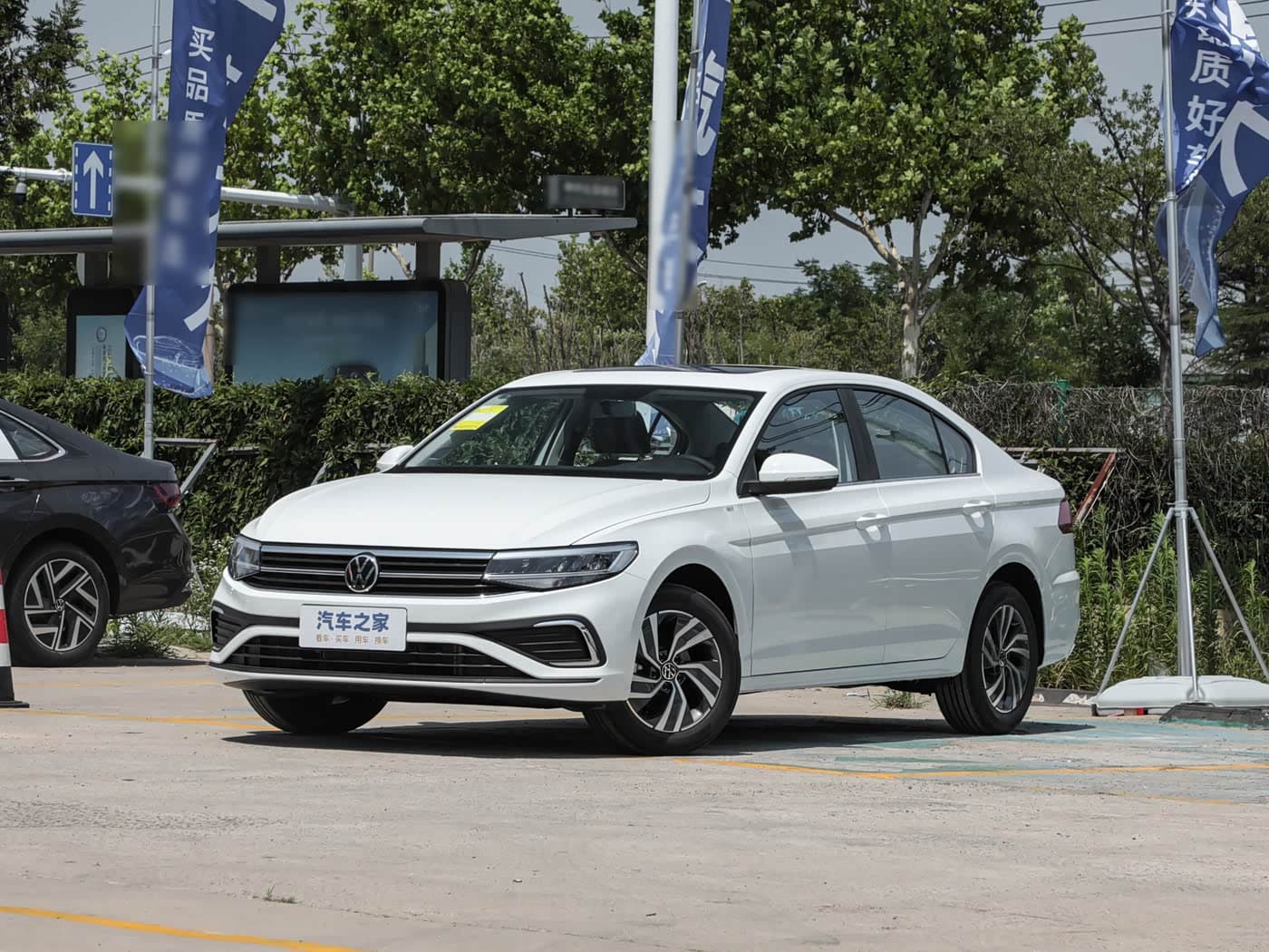 VOLKSWAGEN BORA