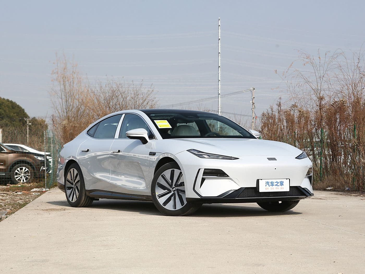 GEELY GALAXY E8