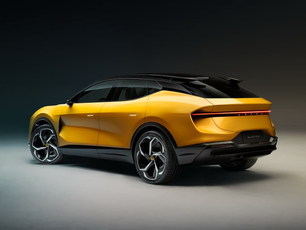 LOTUS ELETRE — фото 2
