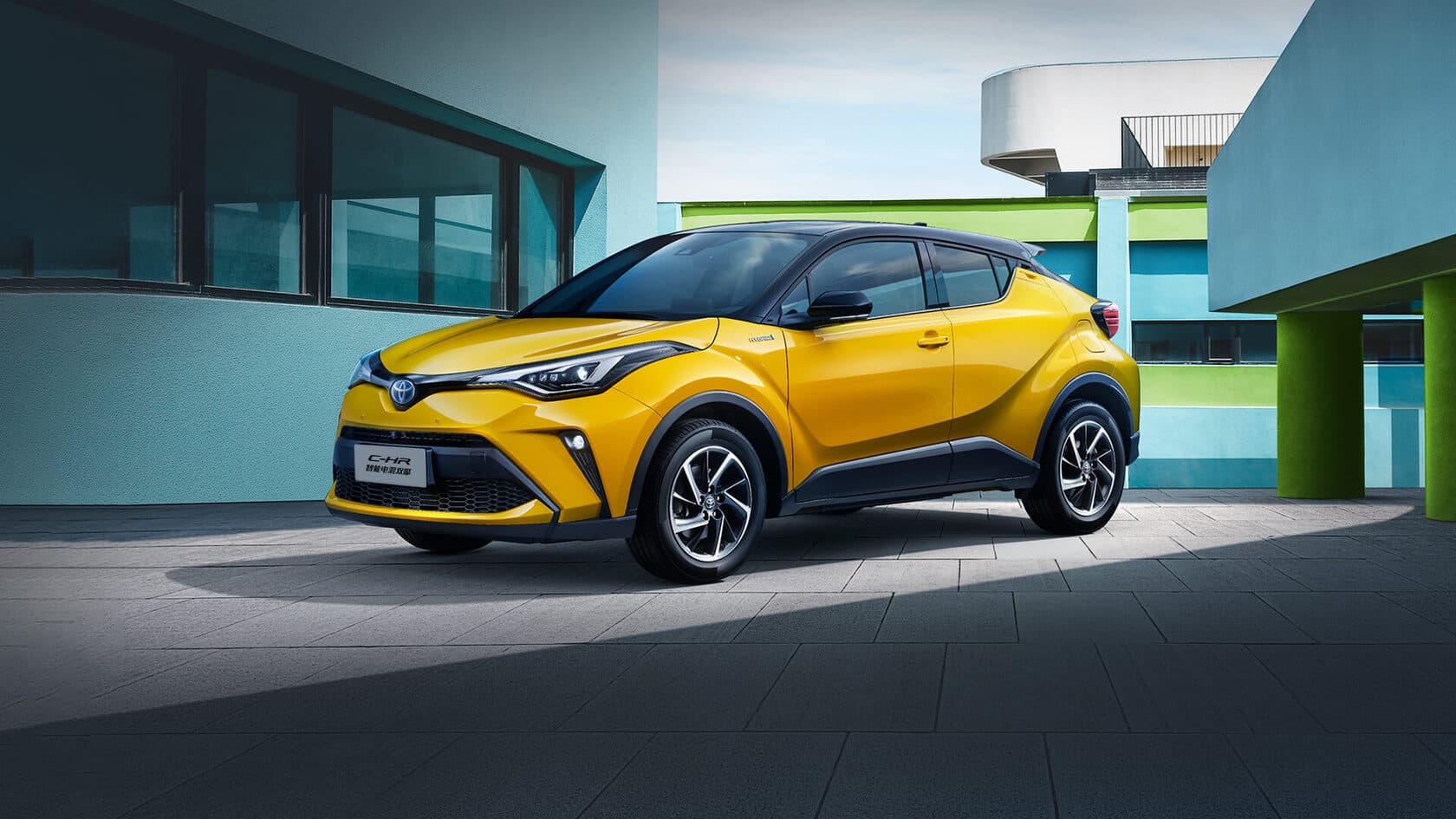 TOYOTA C-HR HYBRID — фото 3