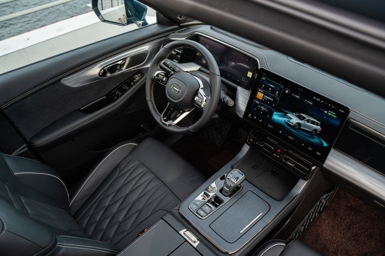 GAC GS8 II Hybrid (7-местный) — фото 7