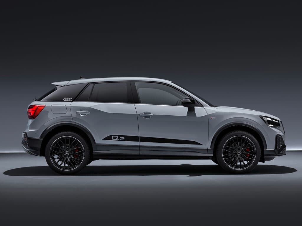 AUDI Q2 1.5 35 TFSI S — фото 9