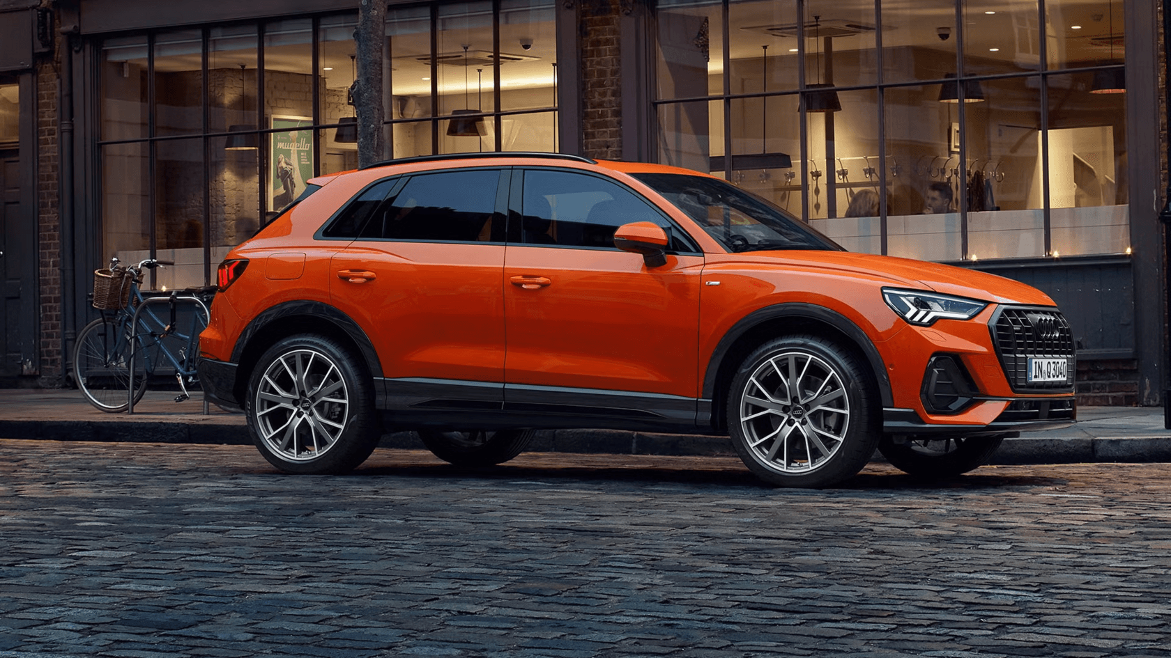 AUDI Q3 — фото 3