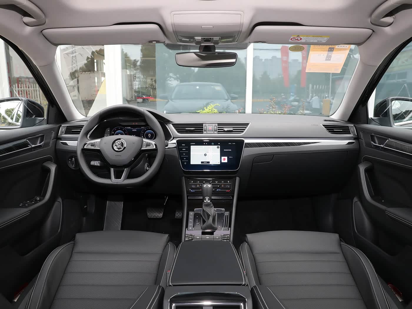 SKODA SUPERB — фото 6