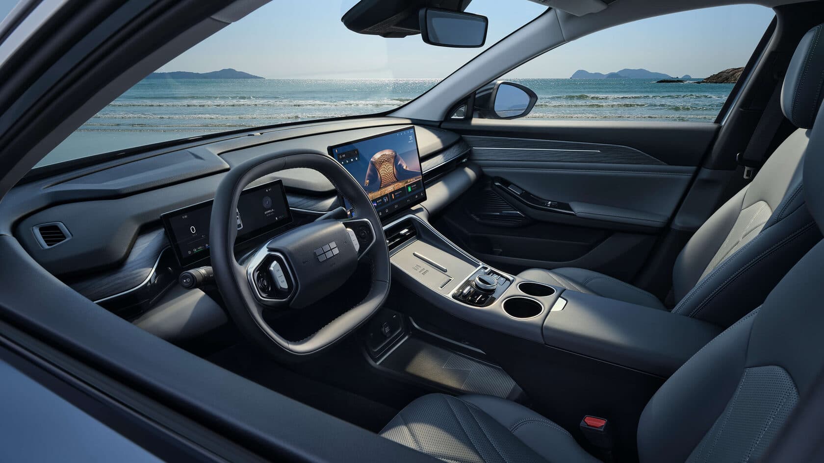 GEELY GALAXY L6 EM-i — фото 2