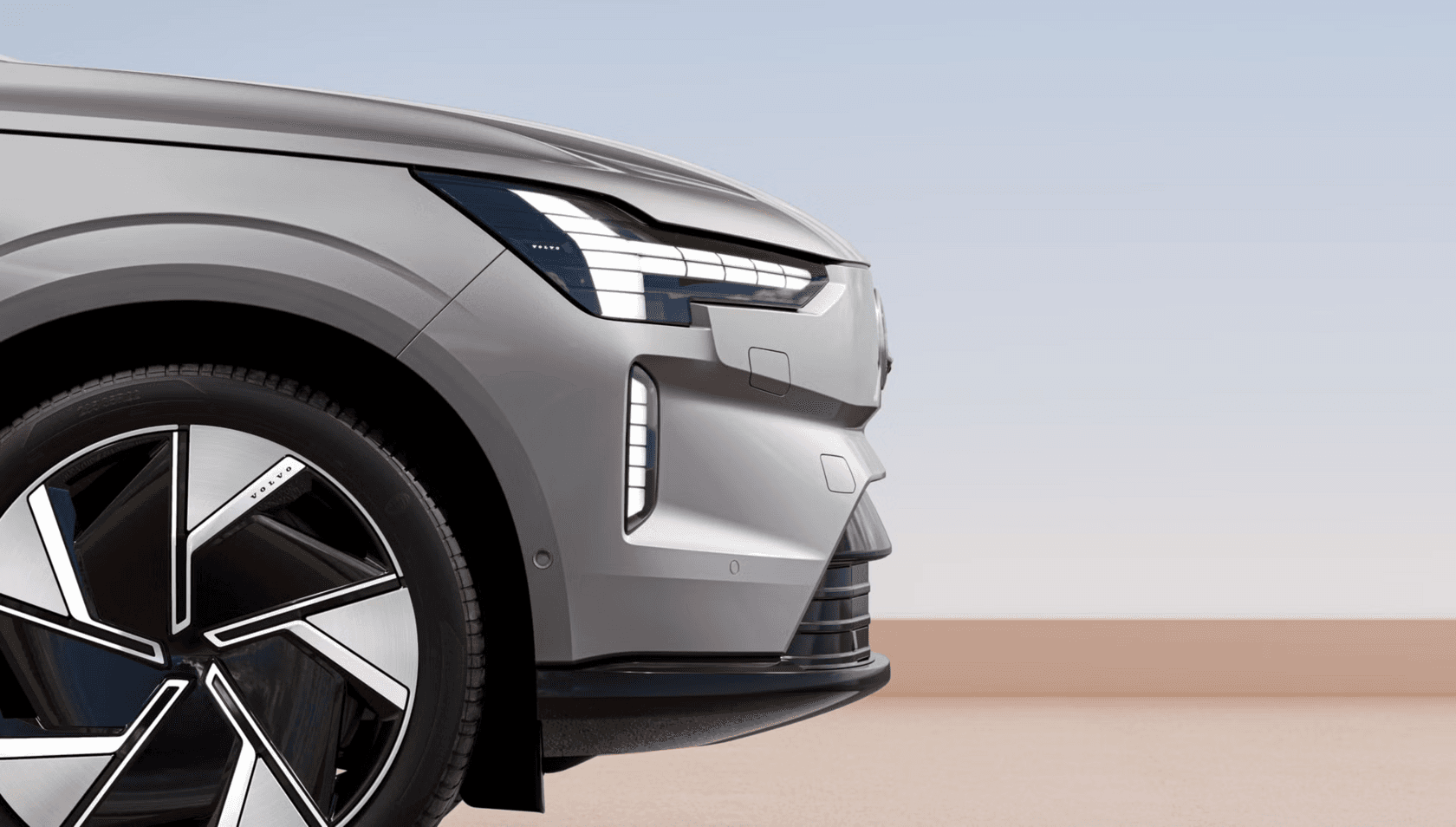 VOLVO EX90