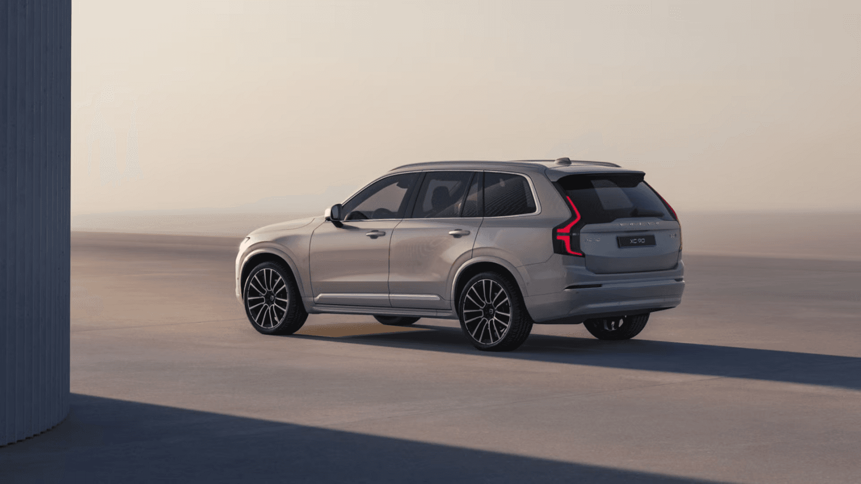 VOLVO XC90 — фото 5